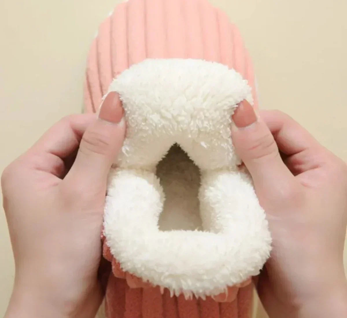 Margonni | Pantofole invernali terapeutiche - FluffEase - [COMPRA 1, RICEVI 1 GRATIS]